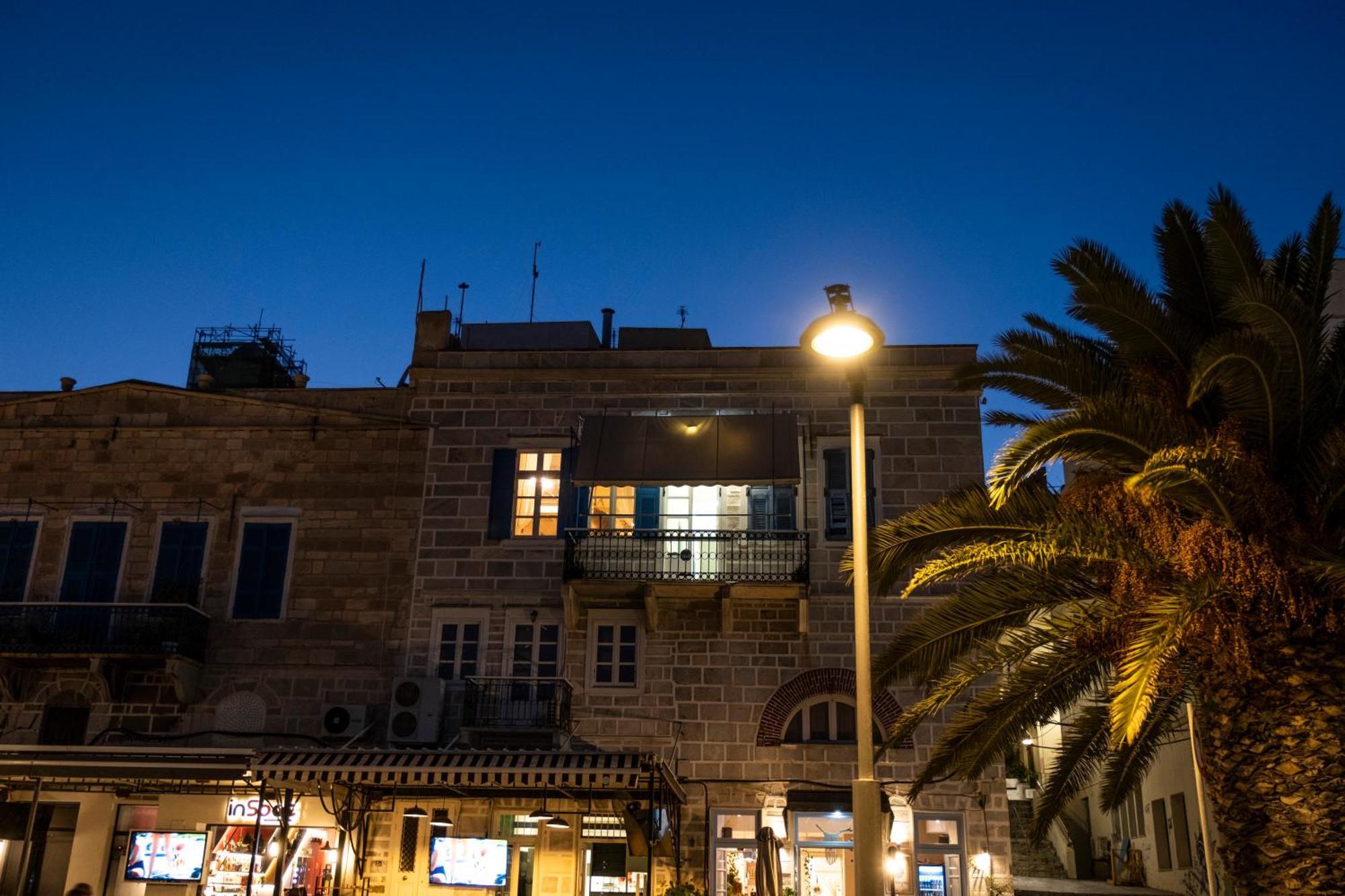 La Casa Nikolaou Sylivani Ermoupoli Bagian luar foto